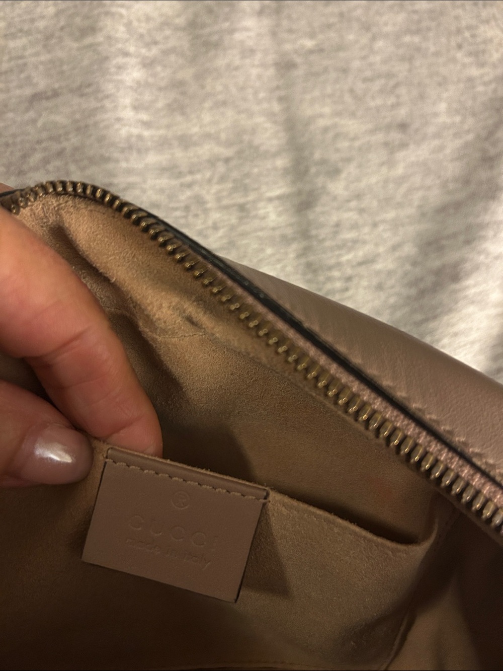Gucci Marmont beige leather chevron crossbody with gold GG - Picture 8 of 8